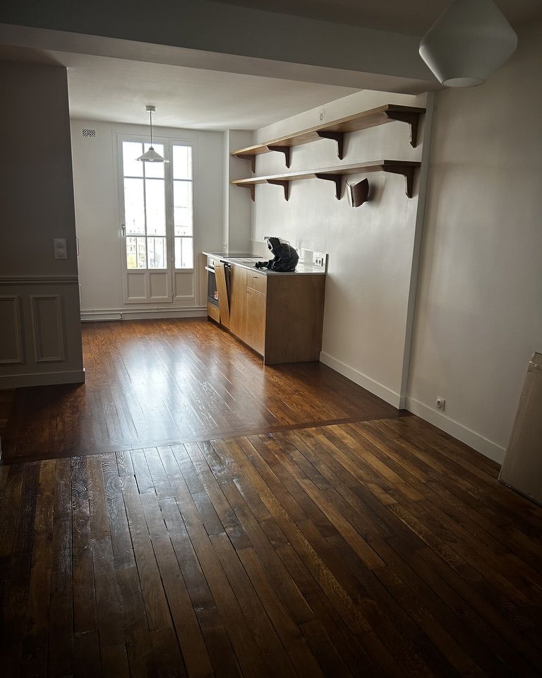Appartement sous les toits, Port-Royal · Paris 14e