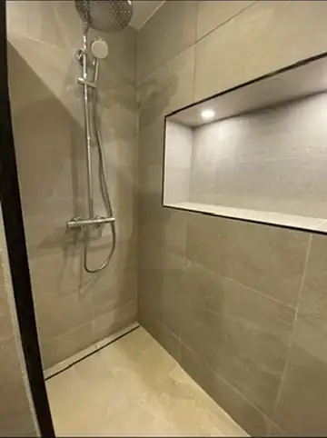 Douche, grands formats, Paris 12e